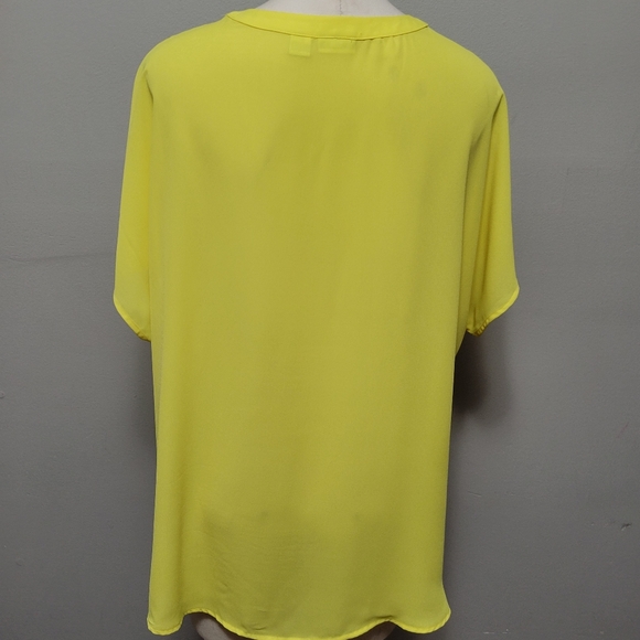 Cato yellow embroidered split neck blouse size xl - Picture 5 of 7